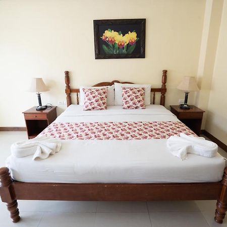 מלון Ao Nang Pranang Flora House מראה חיצוני תמונה
